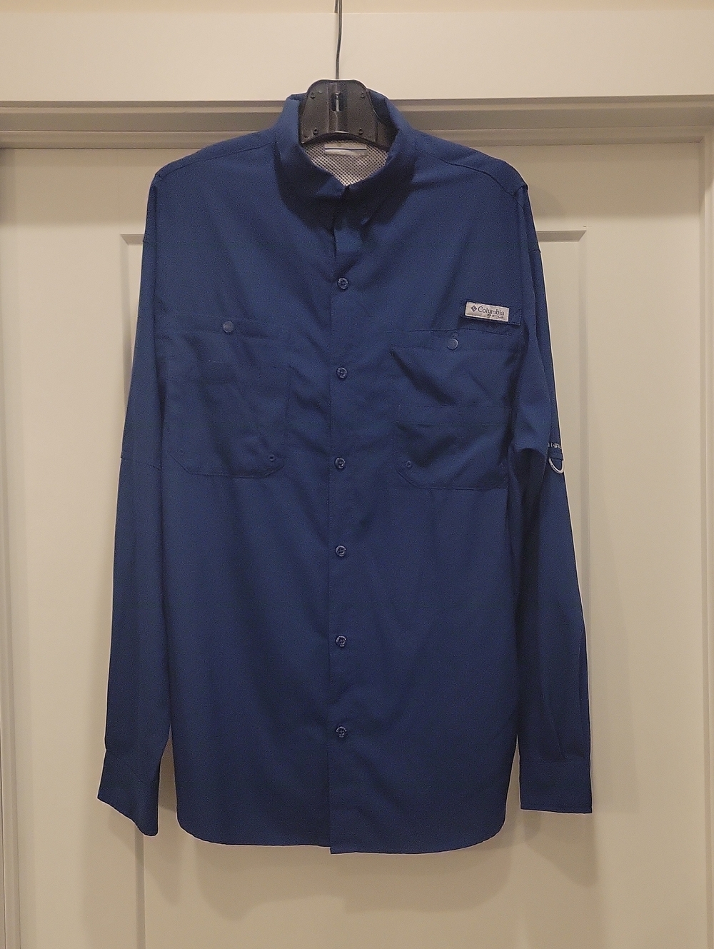 Columbia PFG Men's Long-Sleeve Button-Down Shirt in Deep Blue. L